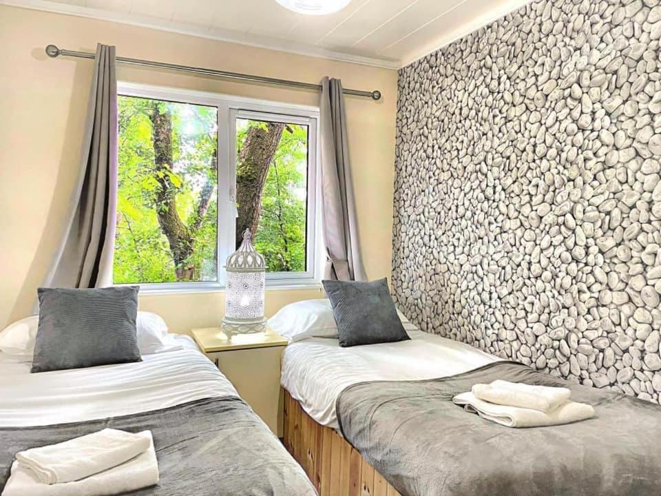 Woodland View -Hot Tub-Tenby-Carmarthen-סנט קלירס מראה חיצוני תמונה